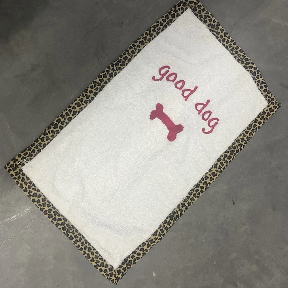 “Good Dog” 2 Piece Towel and Mitt Set